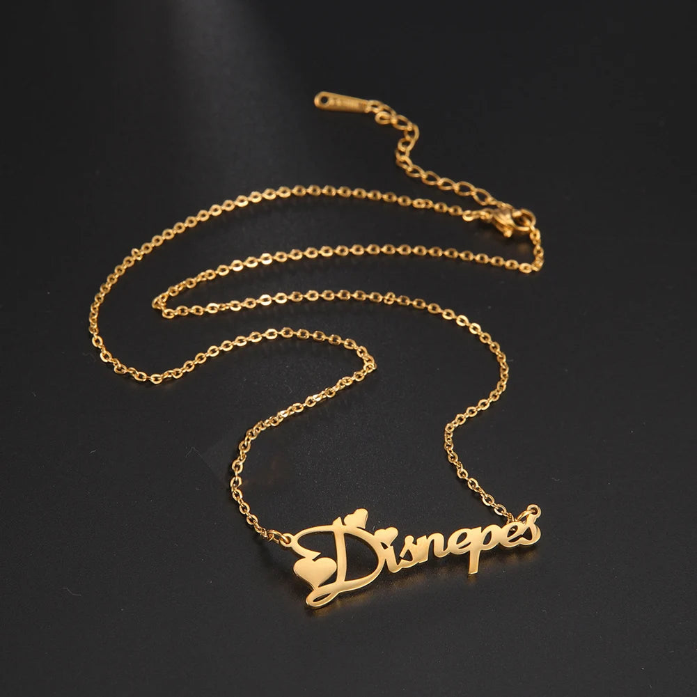 "Collar Personalizado con Nombre – Elegancia y Estilo Único"